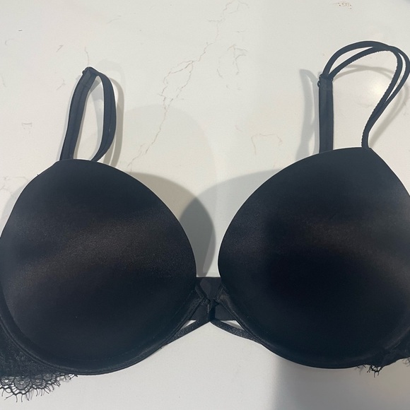Black Very Sexy Push-up Bra - Picture 2 of 10